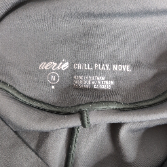 Aerie Chill Play Move Sage Green leggings , Size M - Picture 8 of 8
